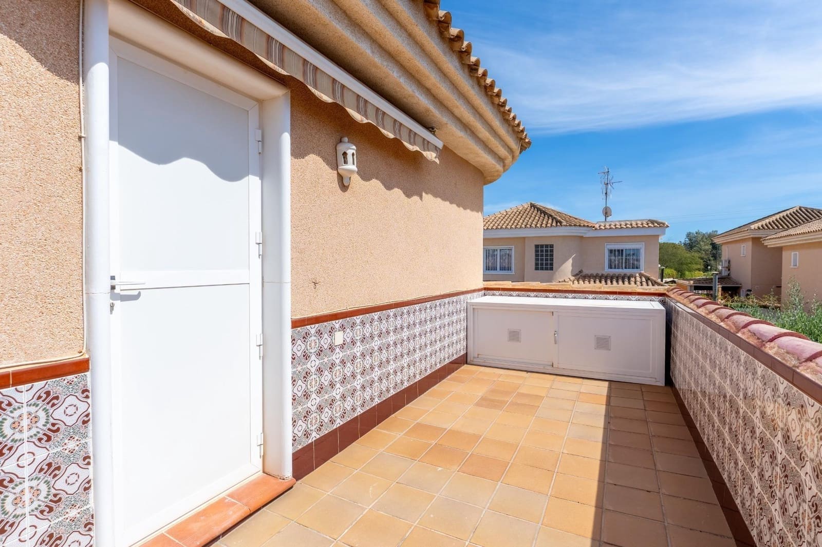 3 bedroom Villa for sale in Los Altos with pool - € 360,000 (Ref: 9494335)