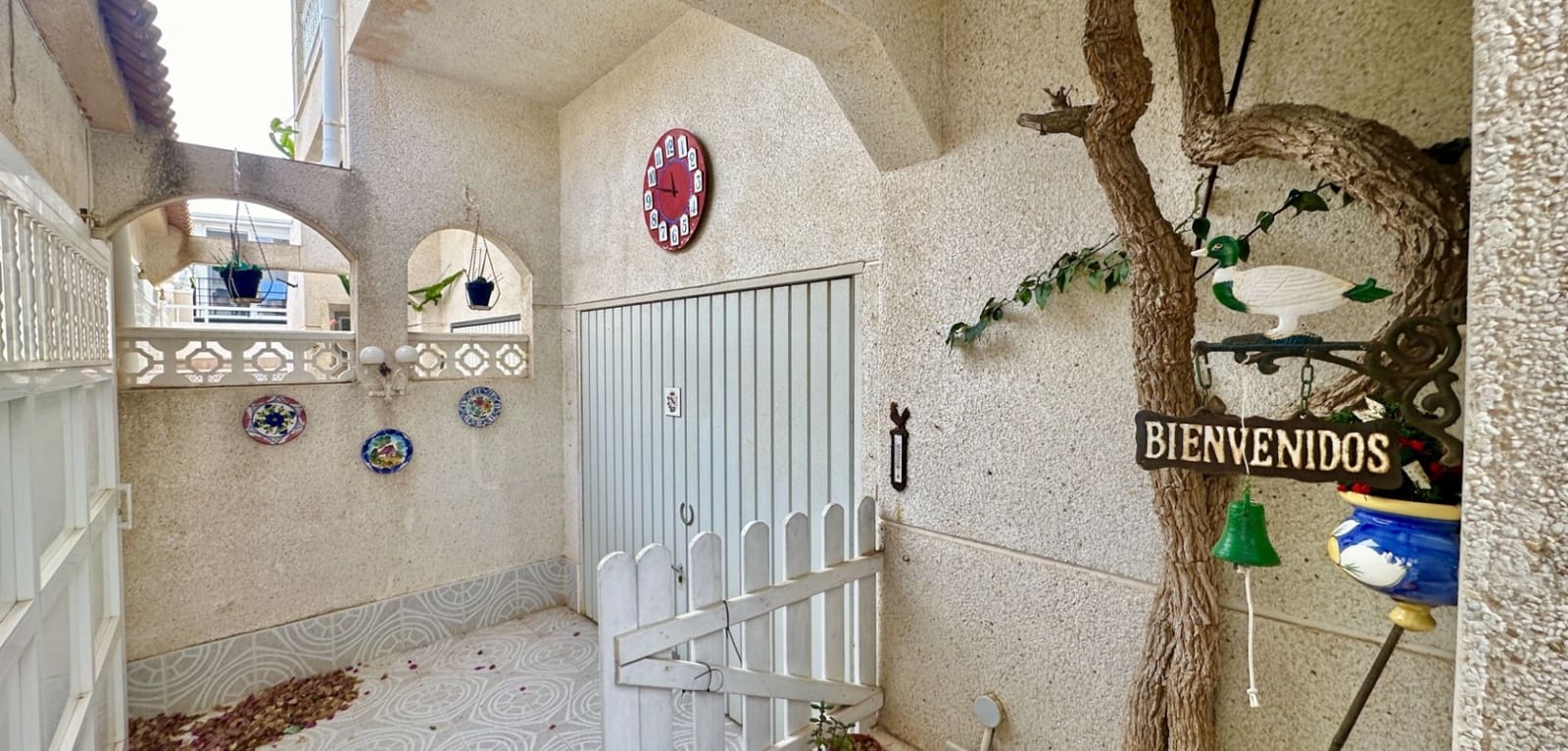 3 bedroom Townhouse for sale in Los Altos with pool - € 195,000 (Ref: 9496952)