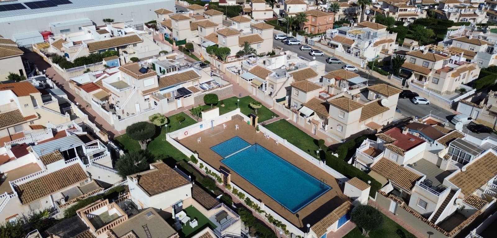 3 bedroom Townhouse for sale in Los Altos with pool - € 195,000 (Ref: 9496952)