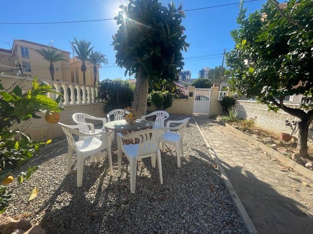 2 slaapkamer Huis te koop in Punta Prima, Torrevieja met zwembad - € 340.000 (Ref: 9496960)