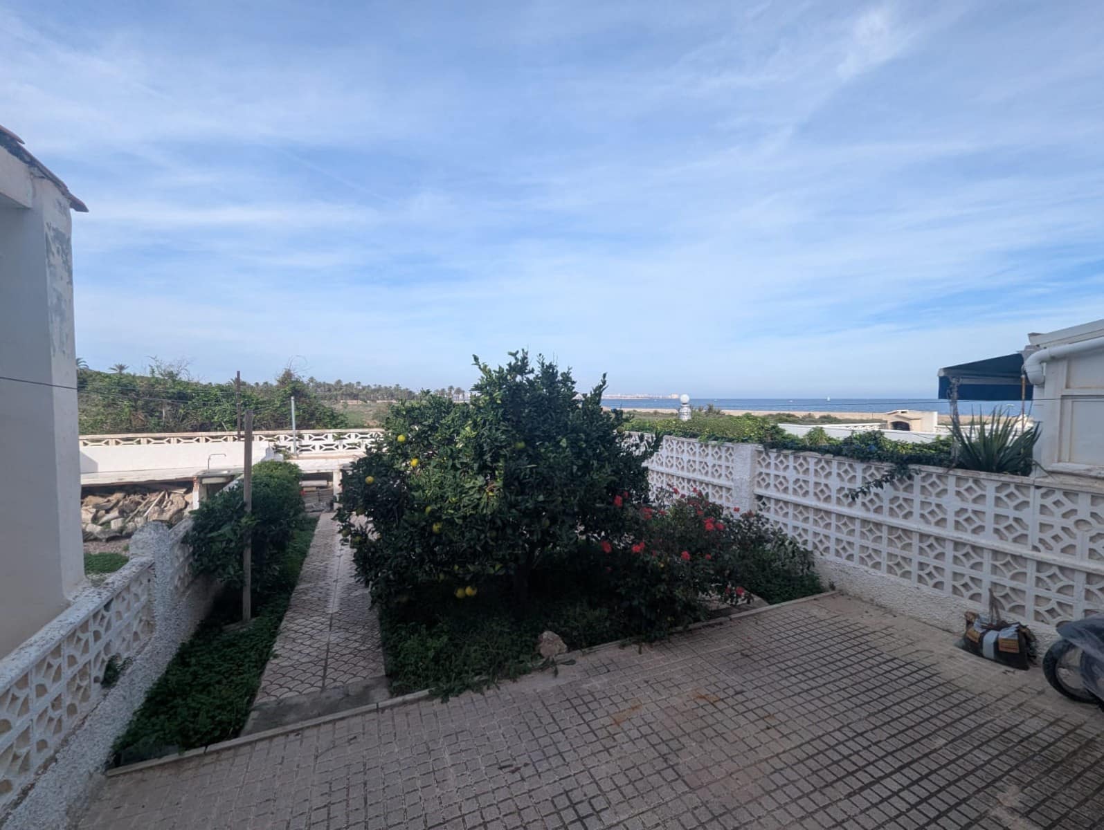 2 slaapkamer Huis te koop in Punta Prima met zwembad - € 340.000 (Ref: 9496960)