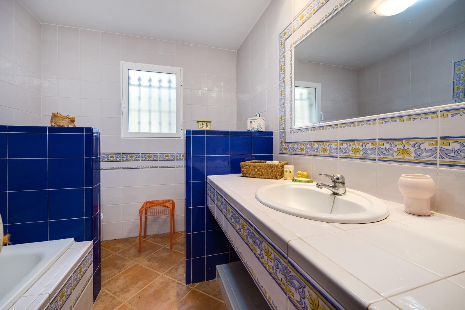 5 bedroom Villa for sale in San Miguel de Salinas with pool - € 449,950 (Ref: 9496971)