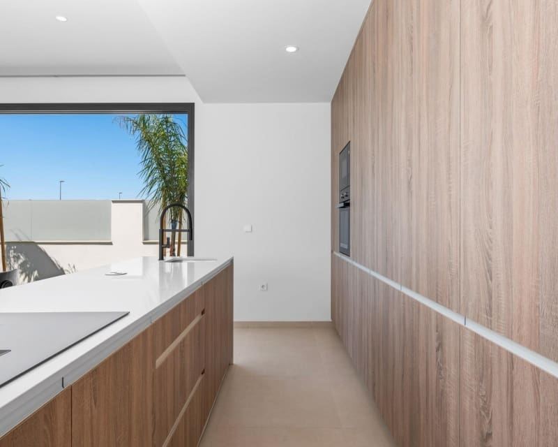 3 slaapkamer Villa te koop in Los Alcazares met zwembad - € 689.900 (Ref: 9496975)