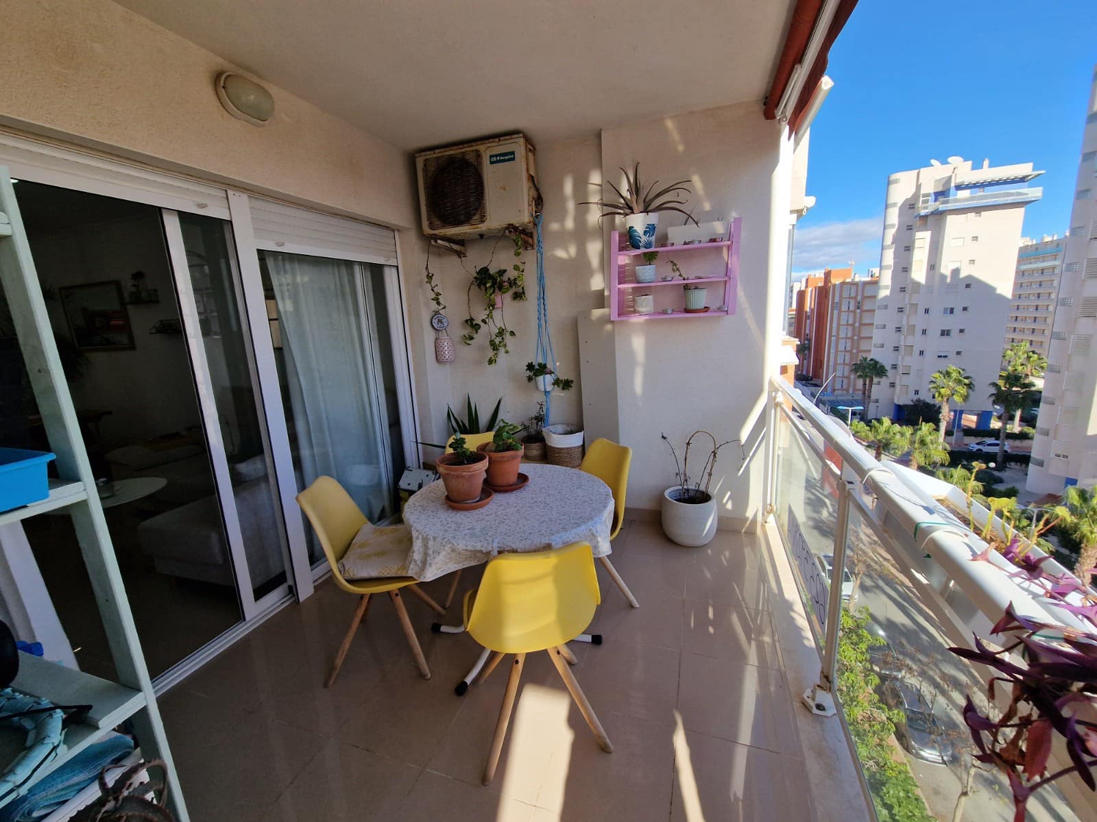 3 quarto Apartamento para venda em Guardamar del Segura com piscina - 239 000 € (Ref: 9498899)