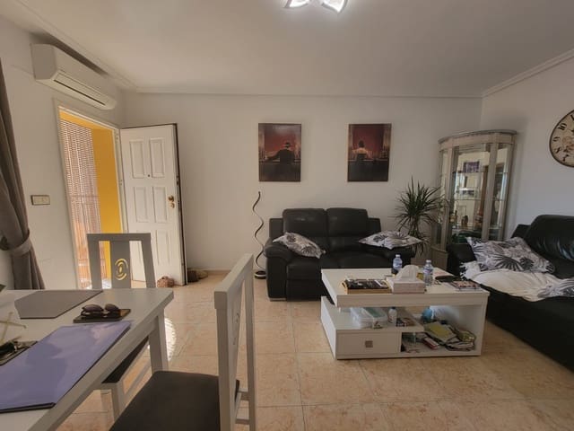 3 sovrum Bungalow till salu i Los Montesinos med pool - 215 000 € (Ref: 9502088)