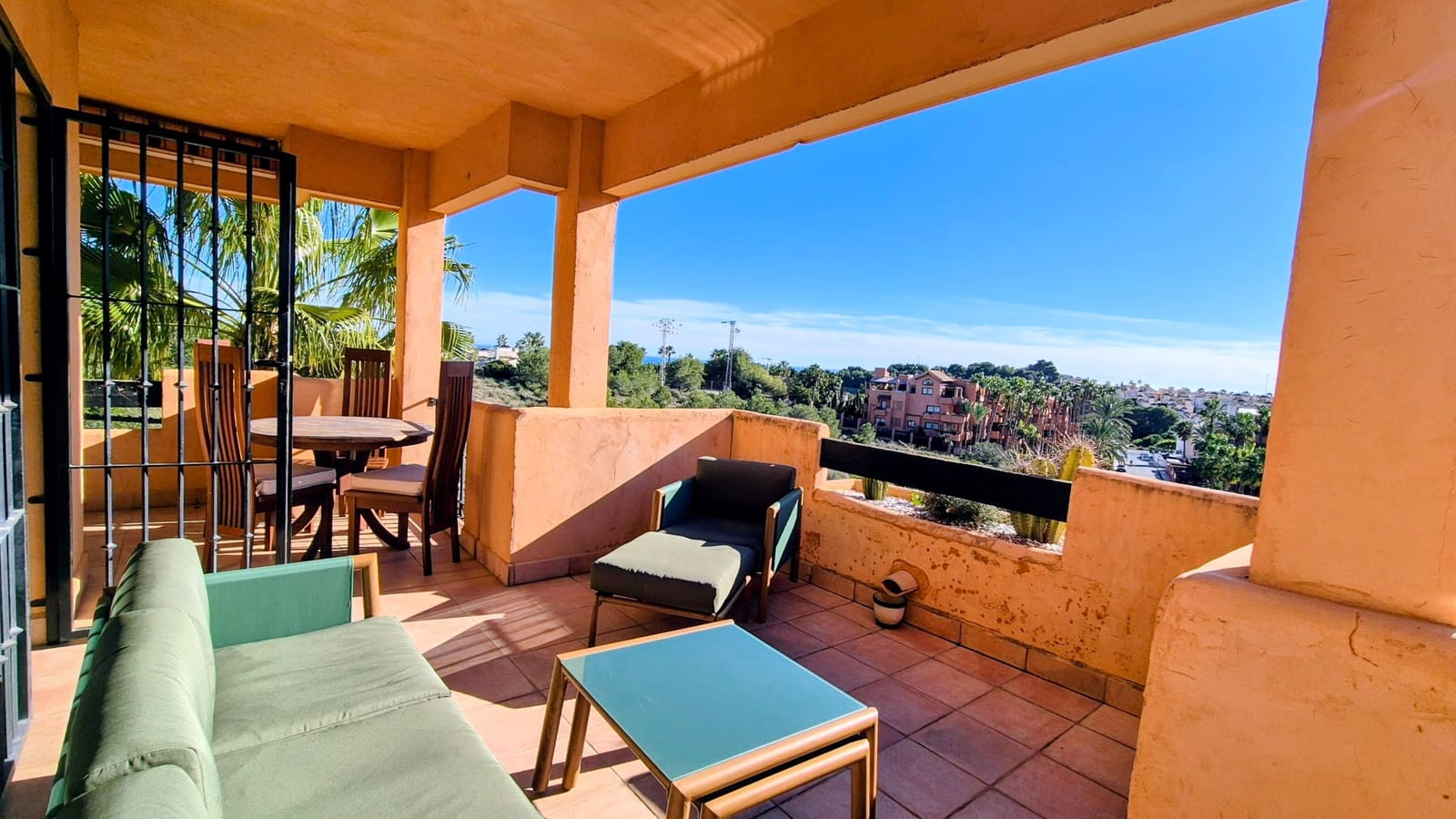 2 bedroom Apartment for sale in Villamartin with pool - € 235,000 (Ref: 9503969)