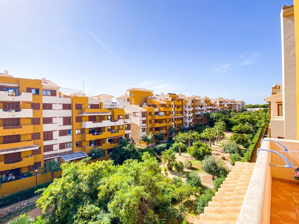 2 soverom Leilighet til salgs i Orihuela Costa med svømmebasseng - € 270 000 (Ref: 9508786)