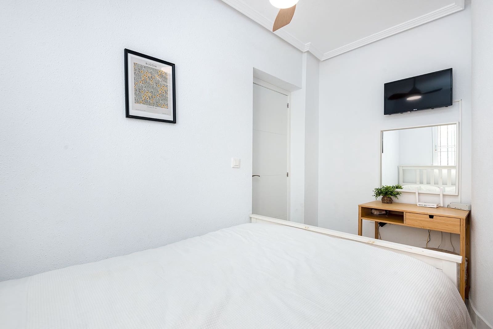 3 bedroom Villa for sale in Cabo Roig with pool - € 365,000 (Ref: 9508801)