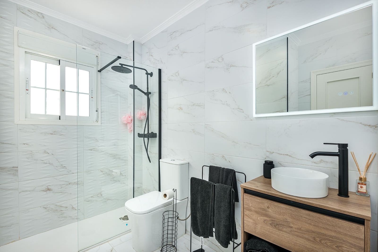 3 bedroom Villa for sale in Cabo Roig with pool - € 365,000 (Ref: 9508801)