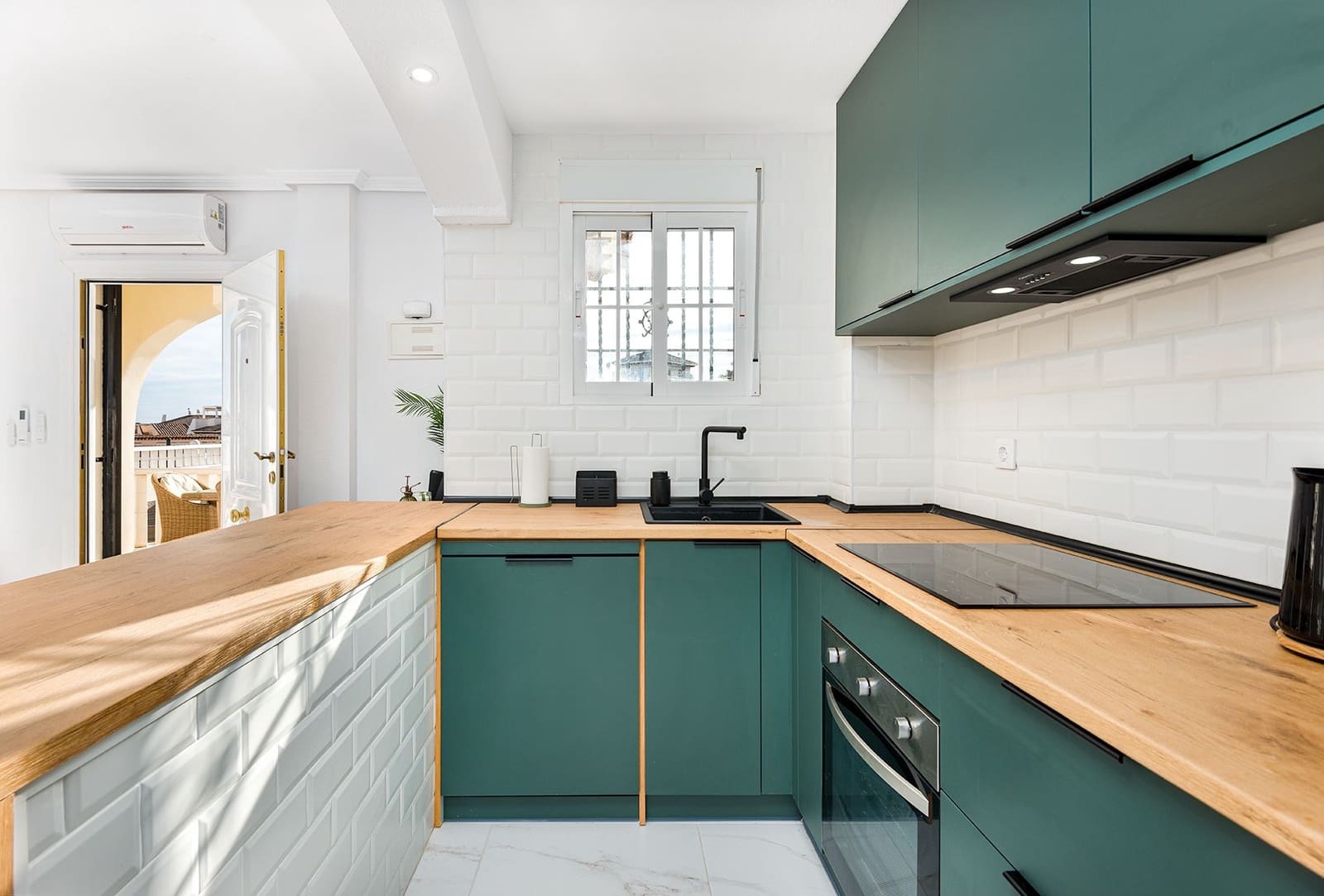 3 bedroom Villa for sale in Cabo Roig with pool - € 365,000 (Ref: 9508801)