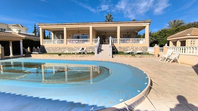 3 bedroom Villa for sale in Ciudad Quesada, Rojales with pool - € 525,000 (Ref: 9513293)