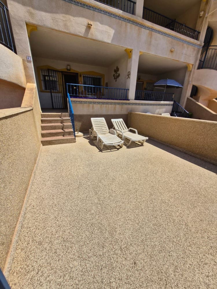 2 soverom Leilighet til salgs i Orihuela Costa med svømmebasseng - € 139 000 (Ref: 9518718)