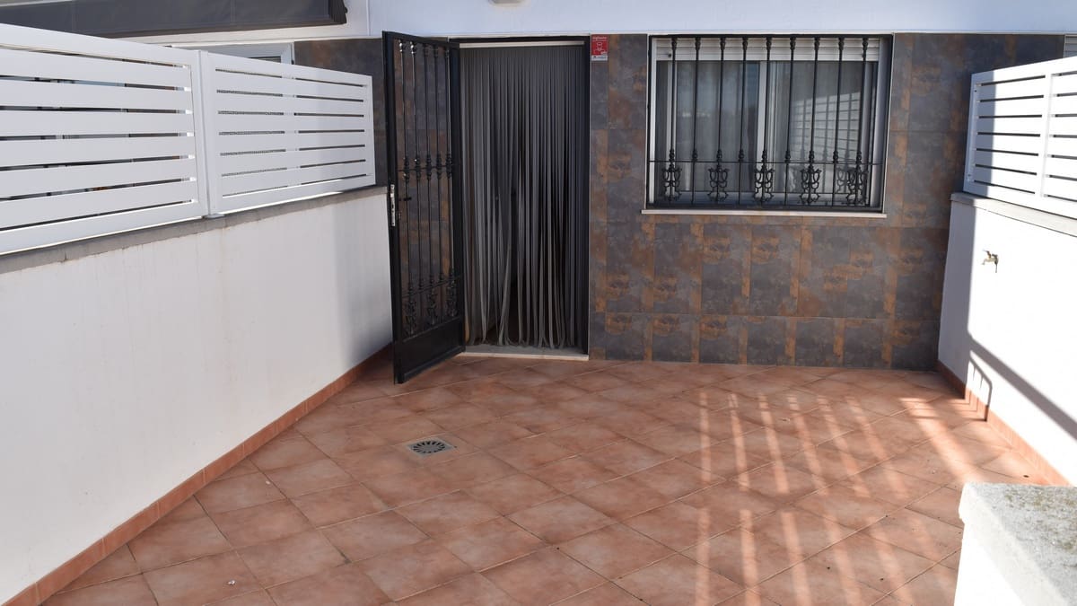 3 chambre Maison de Ville à vendre à Guardamar del Segura - 295 000 € (Ref: 9518724)