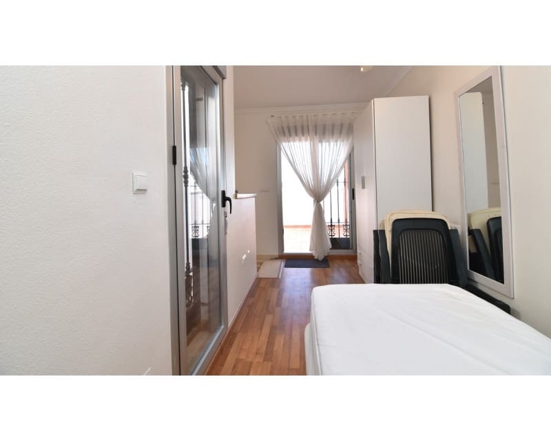 3 bedroom Townhouse for sale in Guardamar del Segura - € 287,000 (Ref: 9518724)