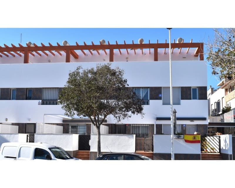 3 bedroom Townhouse for sale in Guardamar del Segura - € 287,000 (Ref: 9518724)