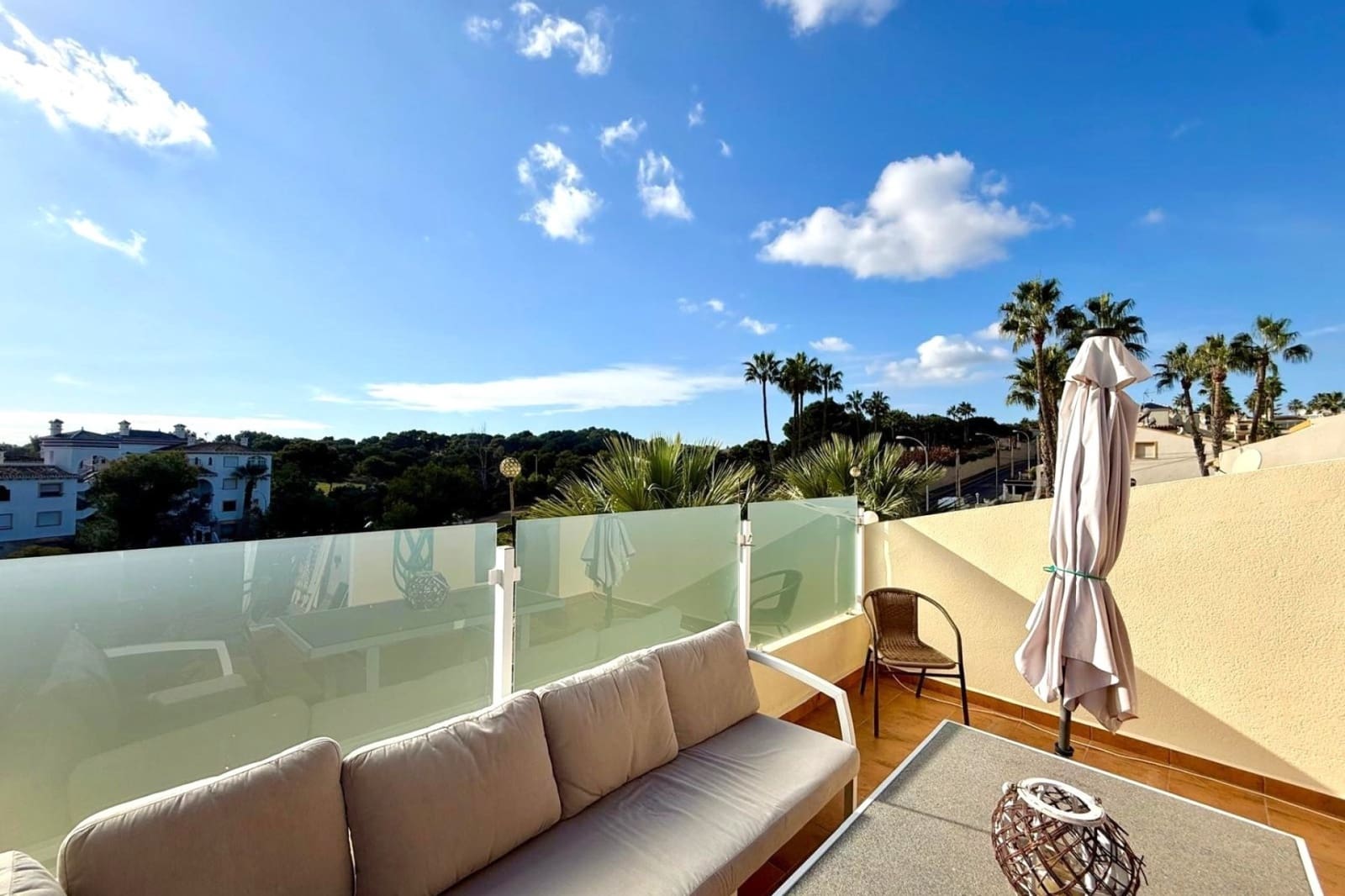 2 bedroom Townhouse for sale in Villamartin with pool - € 255,000 (Ref: 9524103)