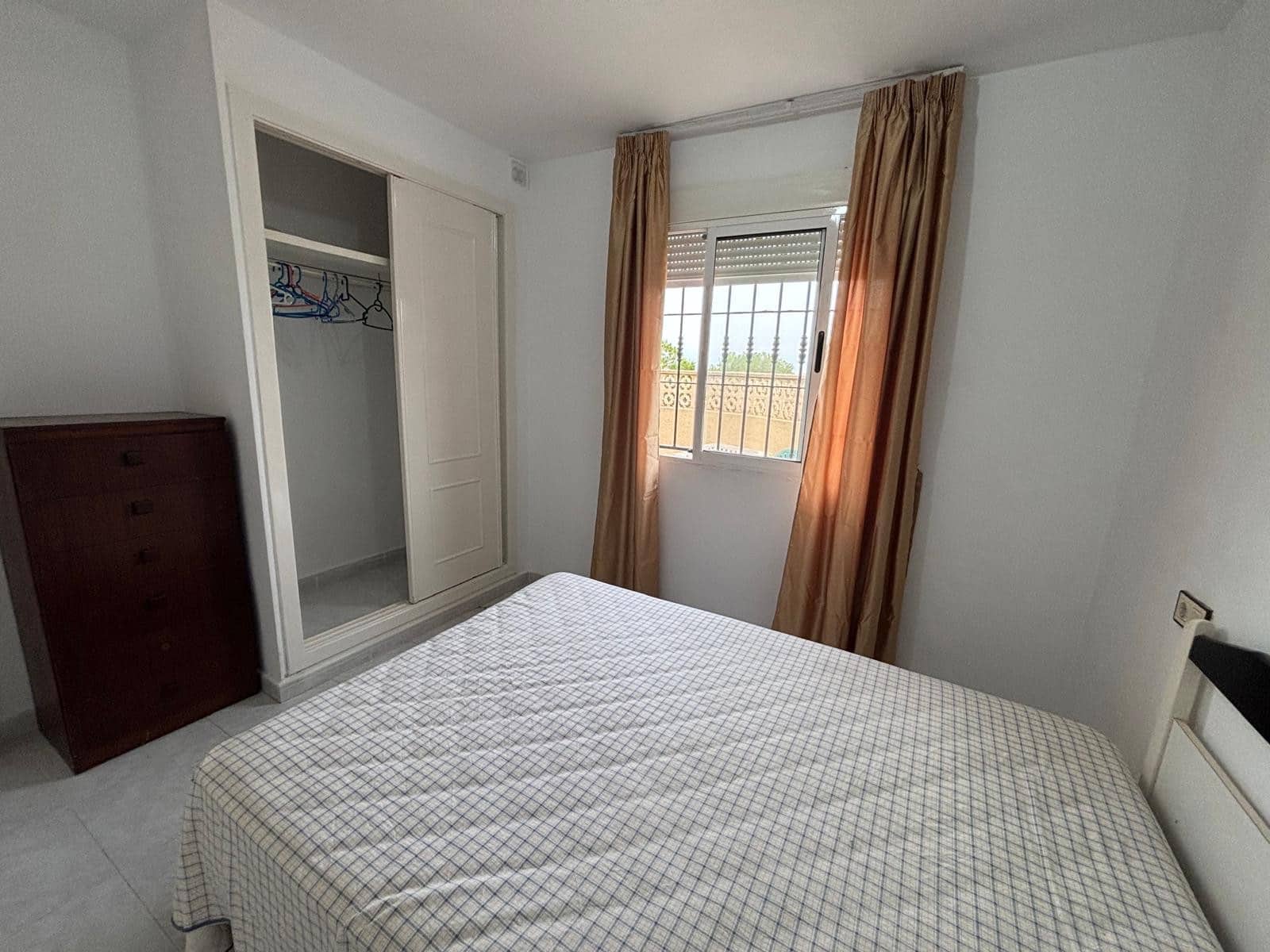 2 sovrum Lägenhet till salu i La Siesta med pool - 120 000 € (Ref: 9524104)