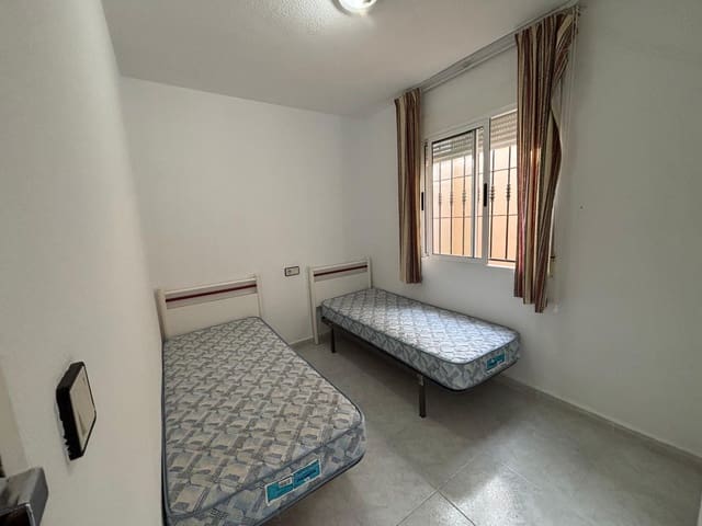 2 sovrum Lägenhet till salu i La Siesta, Torrevieja med pool - 120 000 € (Ref: 9524104)