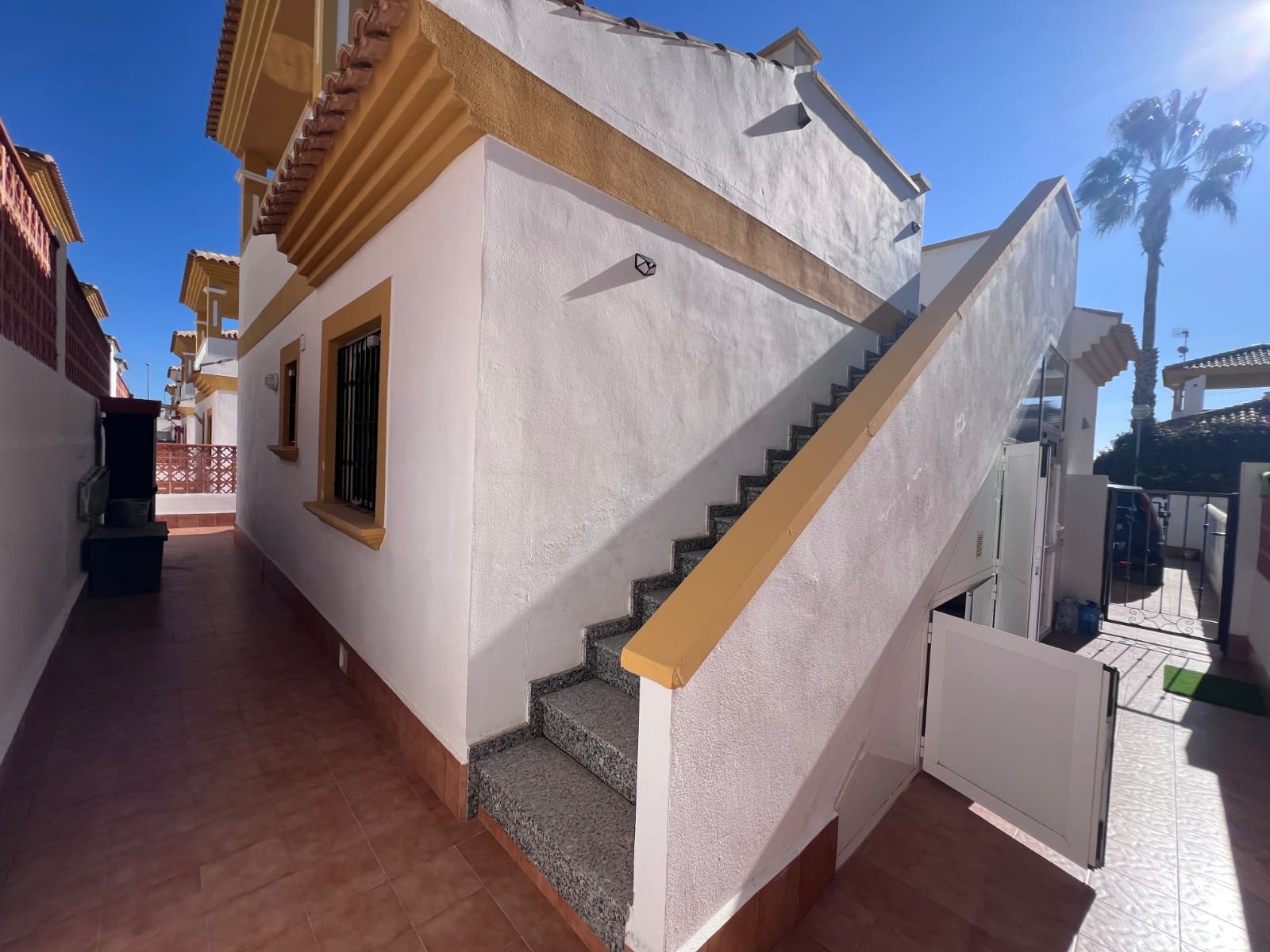 3 bedroom Villa for sale in Los Montesinos - € 240,000 (Ref: 9524109)