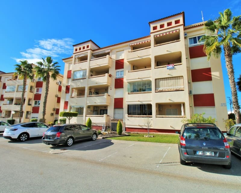 Apartamento de 2 habitaciones en Playa Flamenca en venta con piscina - 189.950 € (Ref: 9552004)