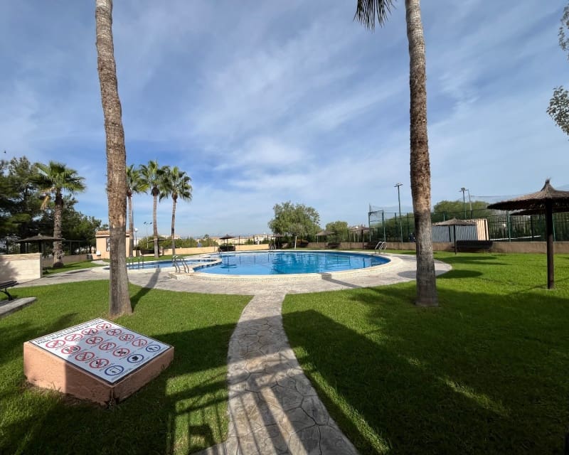 2 soverom Leilighet til salgs i Los Altos med svømmebasseng - € 138 500 (Ref: 9552009)