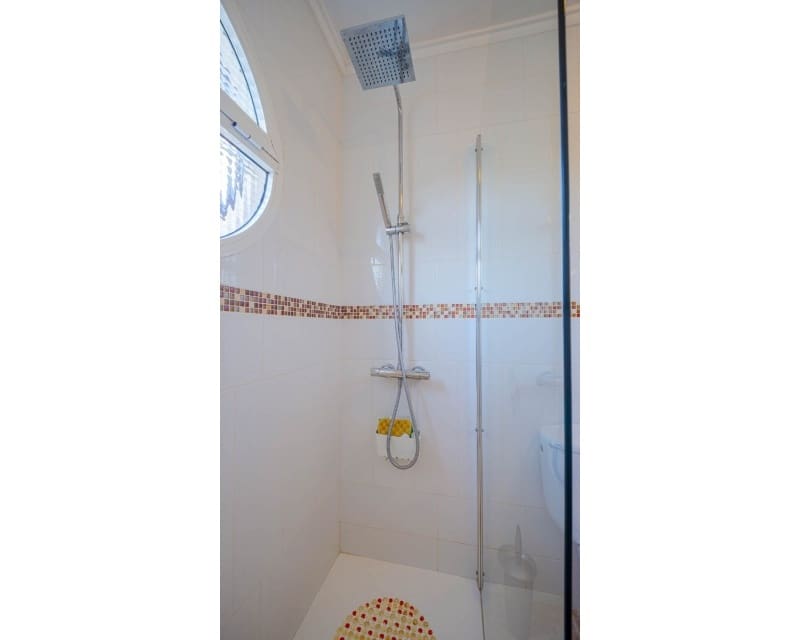 3 quarto Moradia para venda em Playa Flamenca com piscina - 269 000 € (Ref: 9552010)