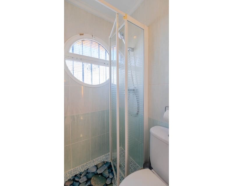 3 quarto Moradia para venda em Playa Flamenca com piscina - 269 000 € (Ref: 9552010)