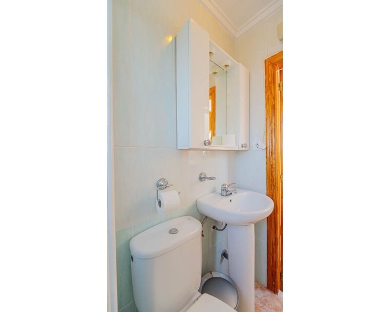 3 quarto Moradia para venda em Playa Flamenca com piscina - 269 000 € (Ref: 9552010)