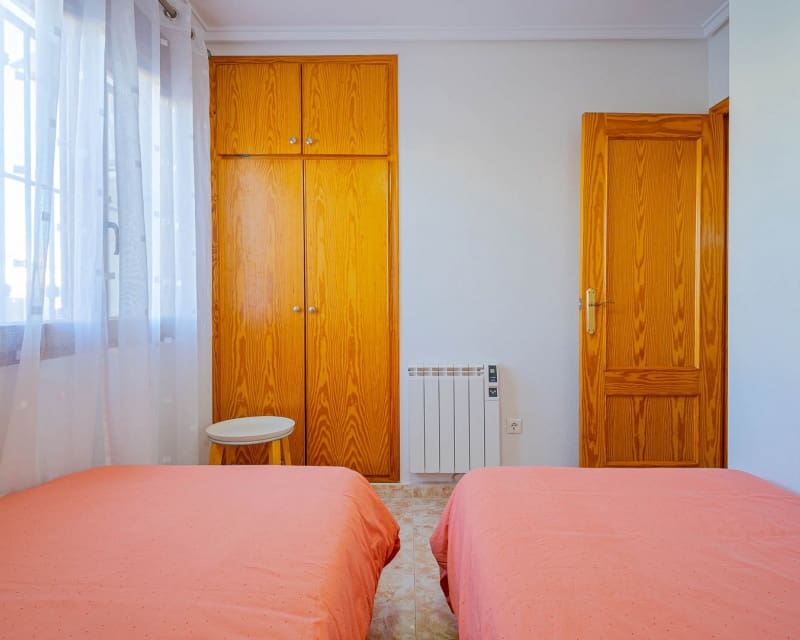 3 quarto Moradia para venda em Playa Flamenca com piscina - 269 000 € (Ref: 9552010)