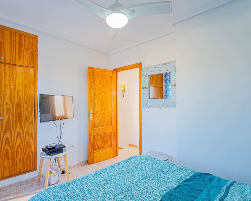 3 quarto Moradia para venda em Playa Flamenca com piscina - 269 000 € (Ref: 9552010)