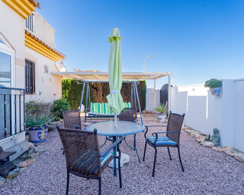 3 quarto Moradia para venda em Playa Flamenca com piscina - 269 000 € (Ref: 9552010)