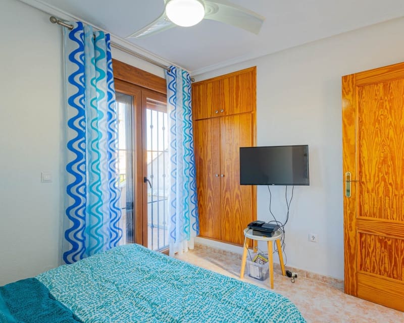 3 quarto Moradia para venda em Playa Flamenca com piscina - 269 000 € (Ref: 9552010)