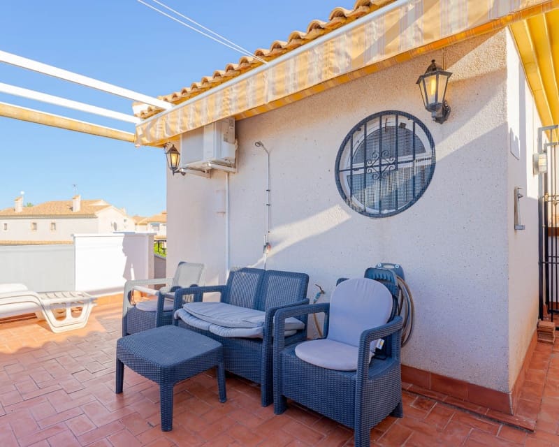 3 quarto Moradia para venda em Playa Flamenca com piscina - 269 000 € (Ref: 9552010)