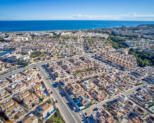 3 quarto Moradia para venda em Playa Flamenca, Orihuela com piscina - 269 000 € (Ref: 9552010)