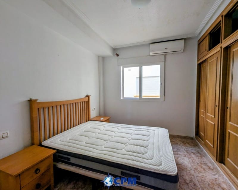 2 quarto Apartamento para venda em Orihuela Costa com piscina - 140 000 € (Ref: 9552011)