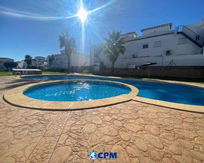 2 quarto Apartamento para venda em Orihuela Costa com piscina - 140 000 € (Ref: 9552011)