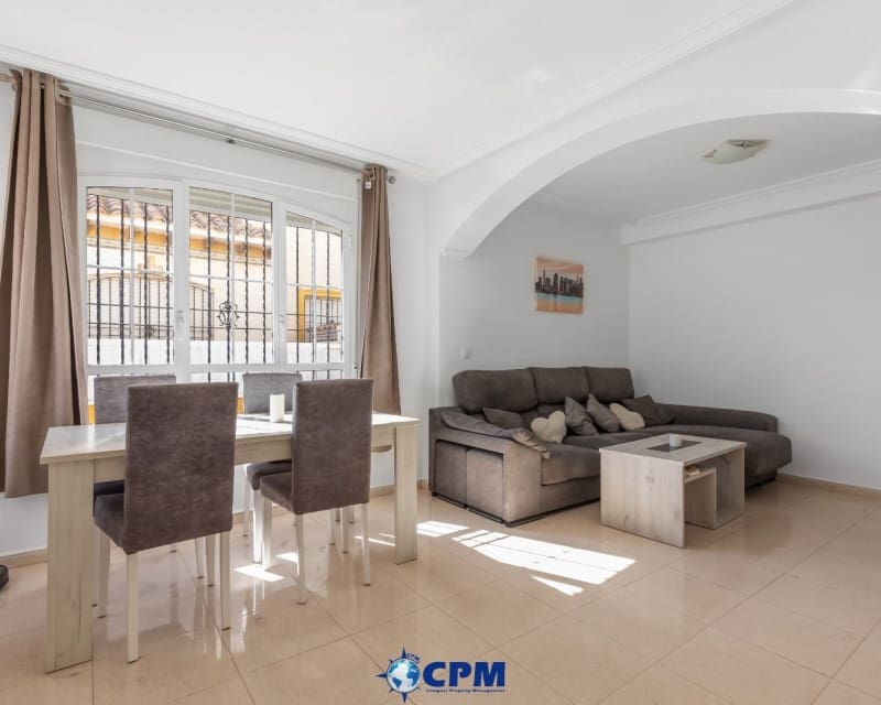 2 quarto Moradia para venda em Cabo Roig com piscina - 255 000 € (Ref: 9552019)