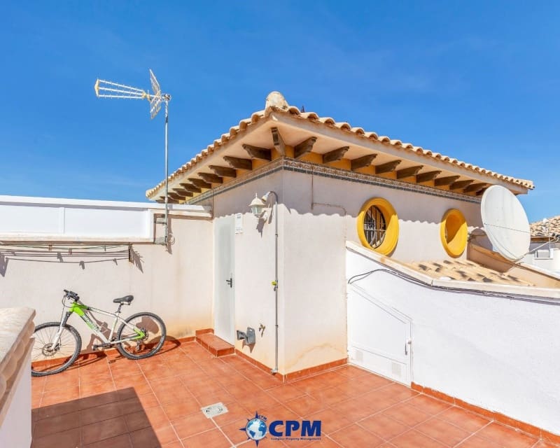 2 quarto Moradia para venda em Cabo Roig com piscina - 255 000 € (Ref: 9552019)