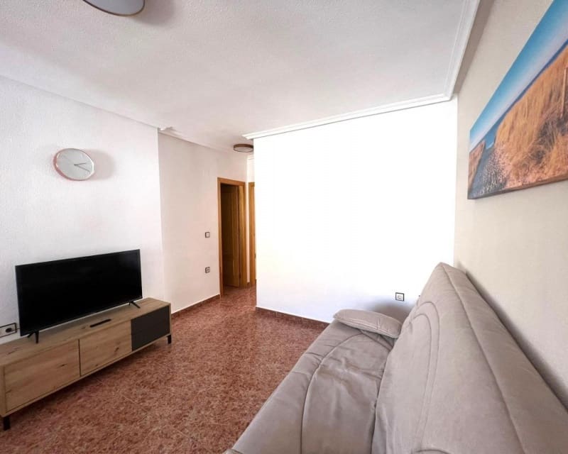 2 Zimmer Apartment zu verkaufen in Los Altos mit Pool - 157.900 € (Ref: 9552032)