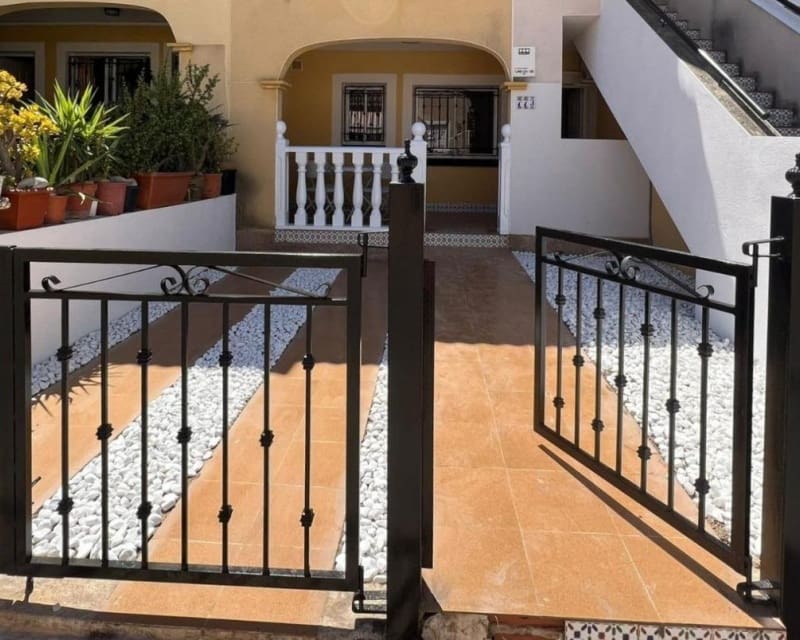 2 Zimmer Apartment zu verkaufen in Los Altos mit Pool - 157.900 € (Ref: 9552032)