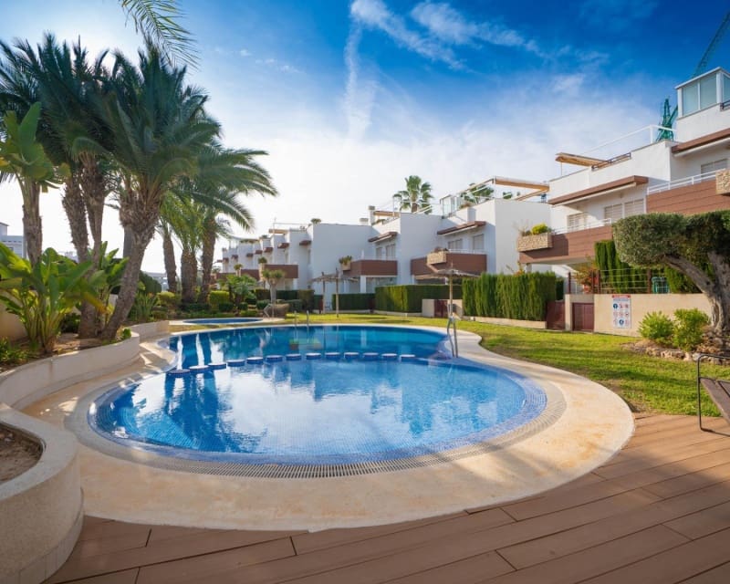 2 soveværelse Lejlighed til salg i Orihuela Costa med swimmingpool - € 259.900 (Ref: 9552033)