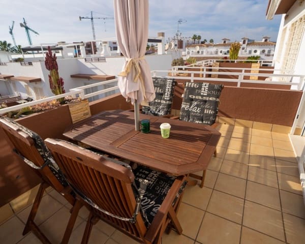 2 soveværelse Lejlighed til salg i Punta Prima, Orihuela med swimmingpool - € 259.900 (Ref: 9552033)