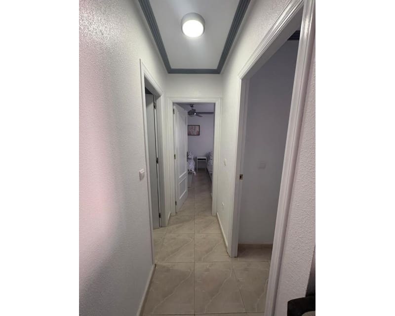 3 Zimmer Apartment zu verkaufen in Playa Flamenca mit Pool - 185.000 € (Ref: 9552034)