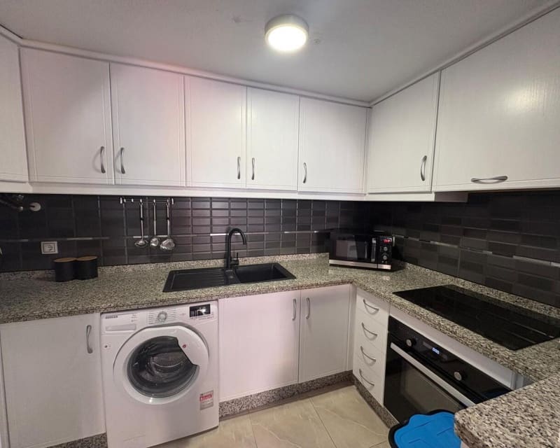 3 Zimmer Apartment zu verkaufen in Playa Flamenca mit Pool - 185.000 € (Ref: 9552034)