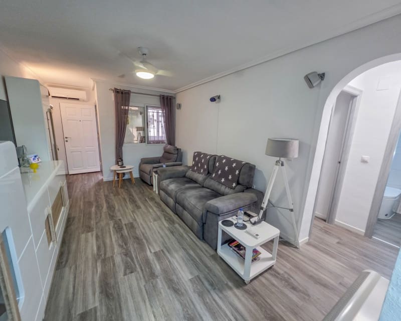 2 makuuhuone Huoneisto myytävänä paikassa Los Montesinos mukana uima-altaan - 135 000 € (Ref: 9552041)