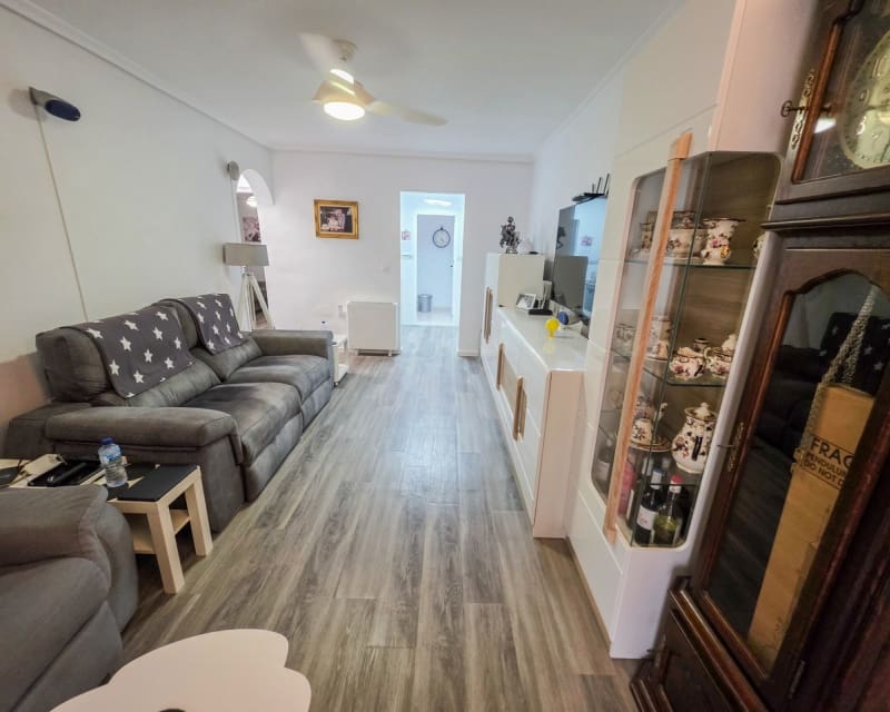 2 makuuhuone Huoneisto myytävänä paikassa Los Montesinos mukana uima-altaan - 135 000 € (Ref: 9552041)