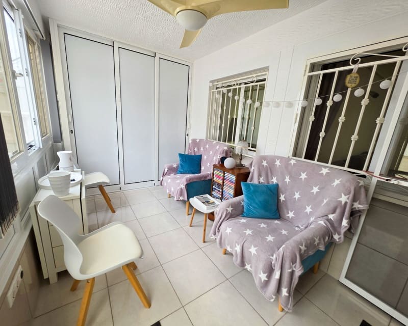 2 makuuhuone Huoneisto myytävänä paikassa Los Montesinos mukana uima-altaan - 135 000 € (Ref: 9552041)