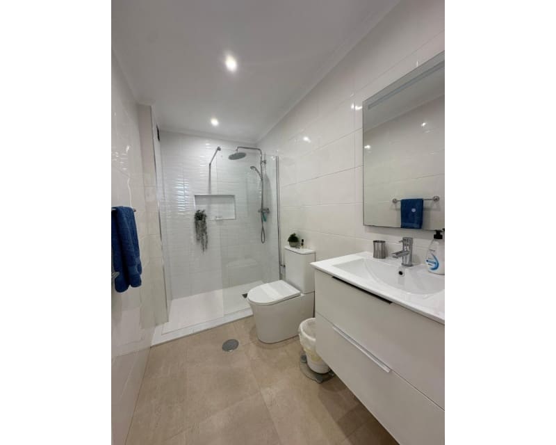 2 soverom Leilighet til salgs i Villamartin med svømmebasseng - € 189 995 (Ref: 9552042)