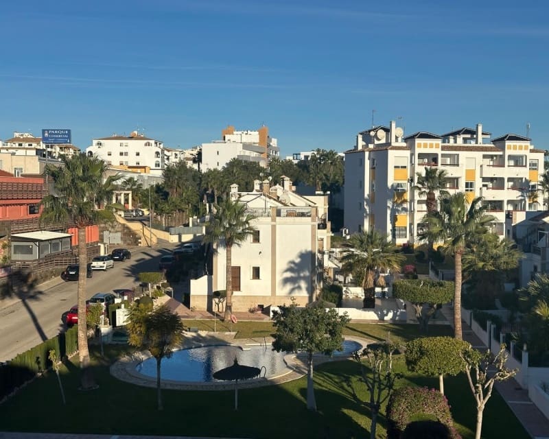 2 soverom Leilighet til salgs i Villamartin med svømmebasseng - € 189 995 (Ref: 9552042)