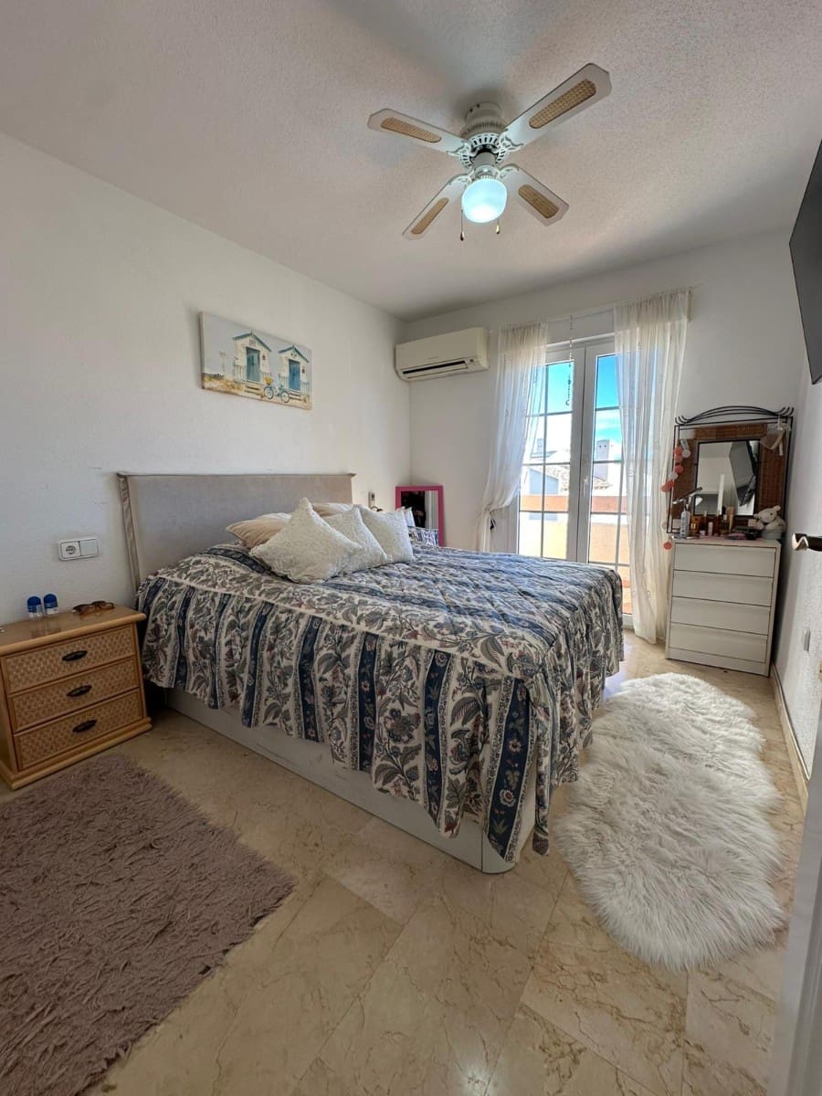 2 camera da letto Casa in vendita in Villamartin con piscina - 235.000 € (Rif: 9552043)